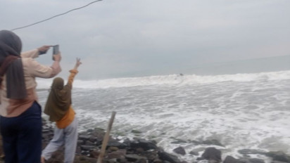 Gunung Anak Krakatau Meletus, Status Siaga Level III