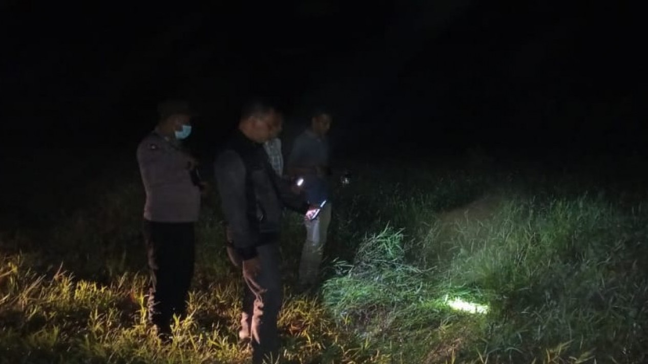 Leher Seorang Petani di Aceh Timur Ditebas Begal, Sepeda Motor Milik Korban Raib Dibawa Kabur
            - galeri foto