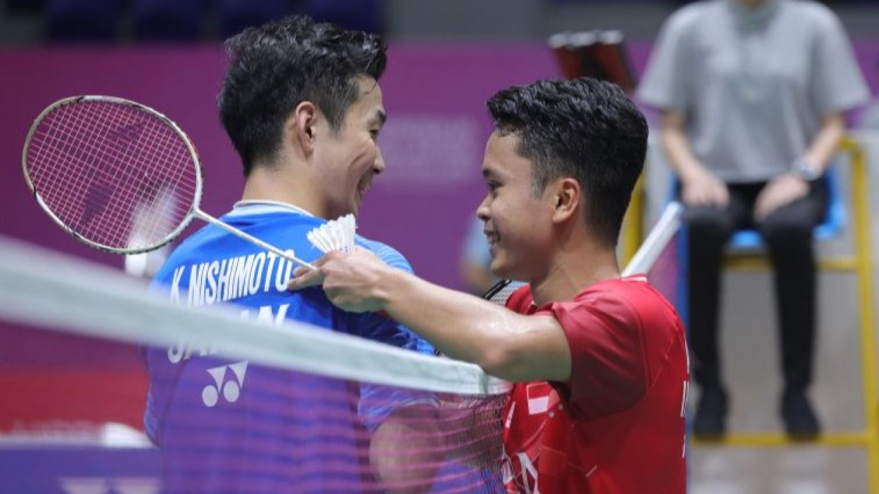 Anthony Ginting Berhasil Lalui Laga Sulit Pertama di Malaysia Masters
            - galeri foto