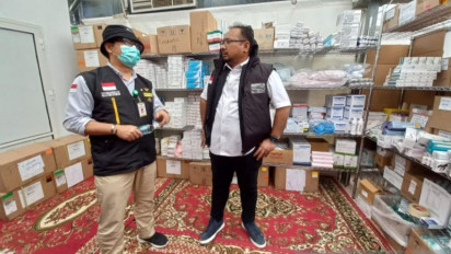 Menteri Agama RI Yaqut Cholil Qoumas Mengecek Kesiapan Pos Layanan Kesehatan Jemaah Calon Haji di Mina