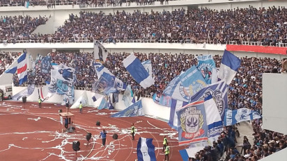 Pemerintah Wajibkan Vaksin Booster di Acara Keramaian, Panpel Sepakbola Dilematis