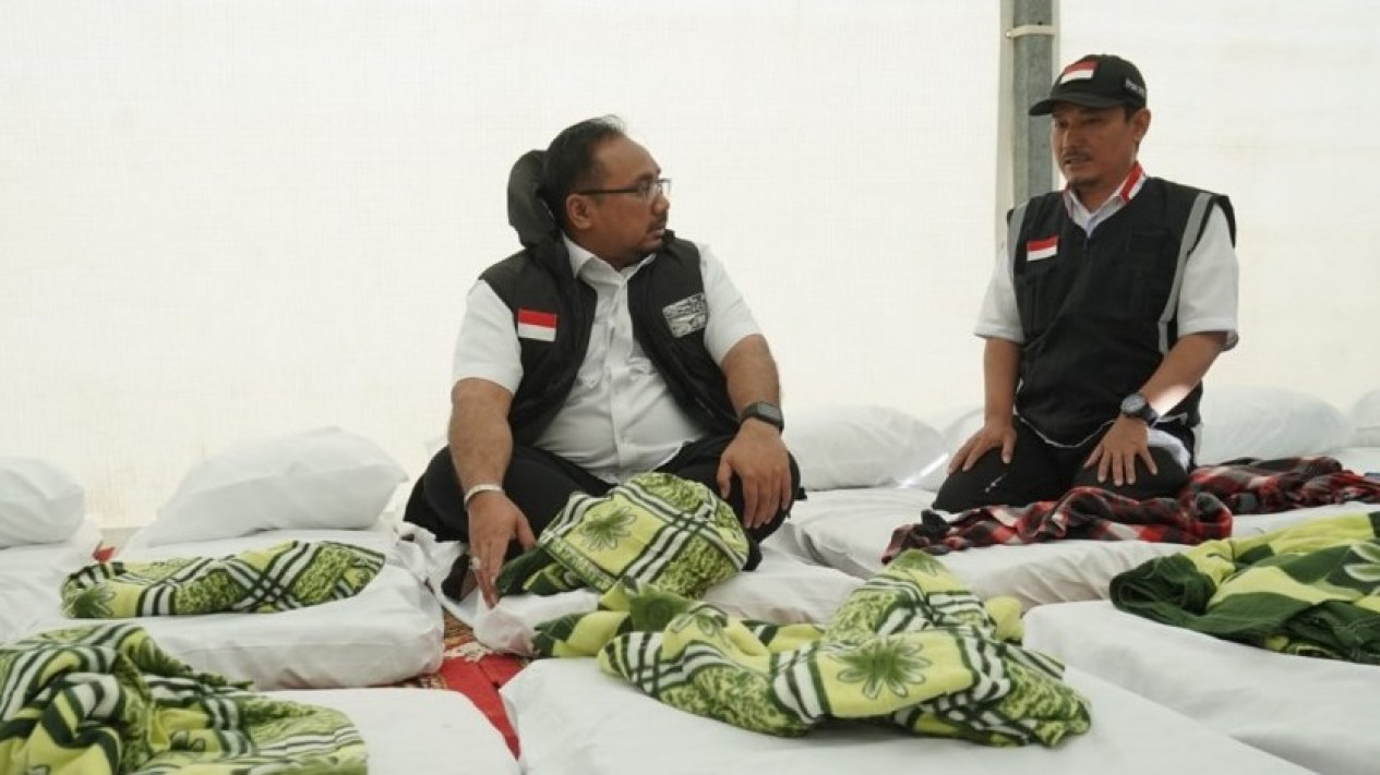 Besok Puncak Ibadah Haji, Menag Yaqut Cek Tenda Jemaah di Mina: Toiletnya Jauh Lebih Baik
            - galeri foto