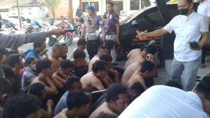Polisi Tangkap 60 Orang dari Ponpes Shiddiqiyah Jombang karena Berupaya Halangi Penangkapan Anak Kiai 