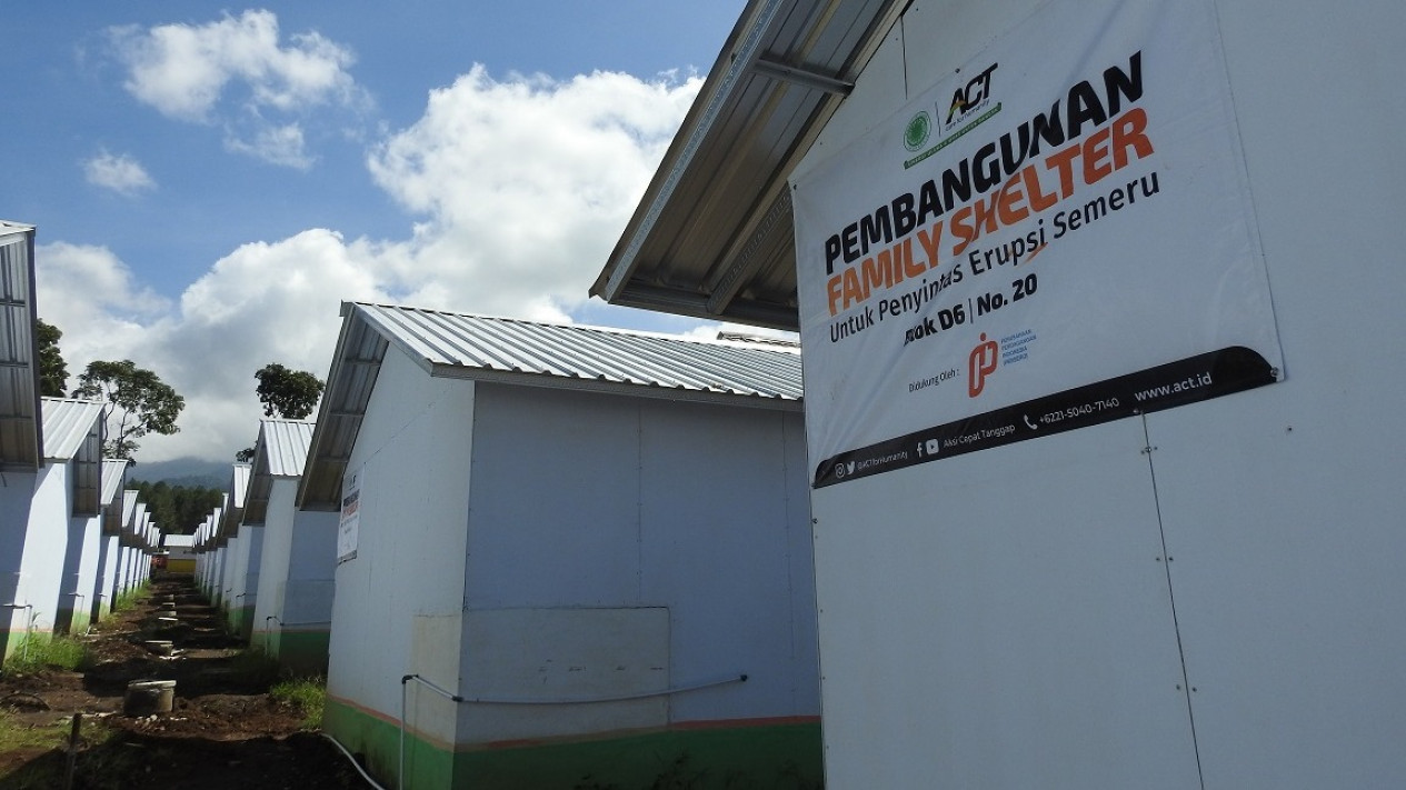Baru Selesaikan 22 Huntara bagi Penyintas Erupsi Gunung Semeru, ACT Tak Bisa Dihubungi
            - galeri foto