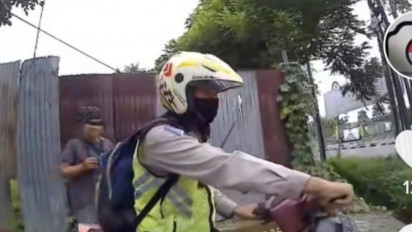 Viral Polisi Ditilang Warga Karena Naik Motor Tanpa STNK, Saat Ditanya Malah Berkelit dan Kabur