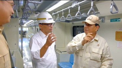 Kunjungi PT INKA Madiun, Menhan Prabowo Berencana Jalin Kerja Sama di Bidang Transportasi