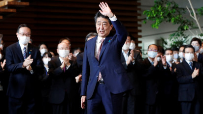 Berasal dari Keluarga Politikus, Shinzo Abe Merupakan PM Jepang Terlama