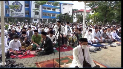 Membludak, Ribuah Jemaah Salat Iduladha Di Unismuh Makassar