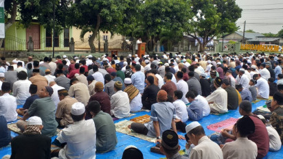 Ratusan Jemaah Muhammadiyah Bungo Jambi Gelar Salat Iduladha di Halaman Masjid Muhammadiyah