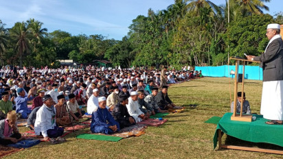 Ribuan Warga Muhammadiyah dan Nahdlatul Ulama Gelar Salat Iduladha di Sumatera Barat