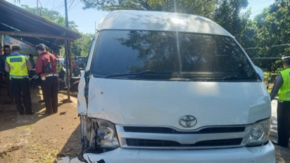 Kecelakaan Maut Hiace Vs Motor di Banyuwangi, Satu Keluarga Tewas di Tempat