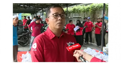 Penyembelihan Hewan Kurban Sumbangan Kapolda Metro Jaya dan KSAL di tvOne