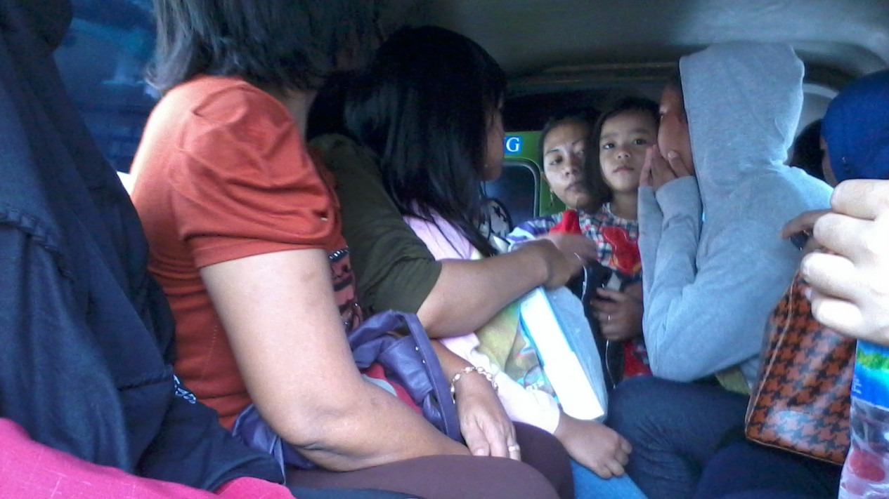 Cegah Pelecehan Seksual, Dishub DKI Pisahkan Kursi Penumpang Pria dan Wanita di Angkot
            - galeri foto