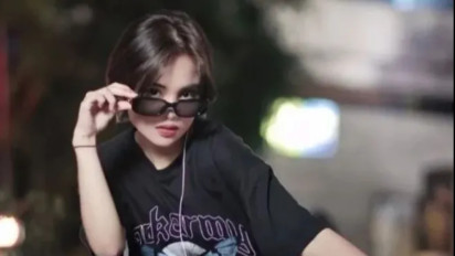 Dibantu Dede Yusuf Ibunda dari Seleb TikTok Jeje Minta Anaknya untuk Pulang, Setelah Lama Kabur dari Rumah