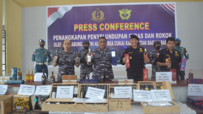 Tim Gabungan Lantamal XII dan Bea Cukai Kalbar Amankan Belasan Ribu Botol Miras Ilegal Selundupan dari Singapura