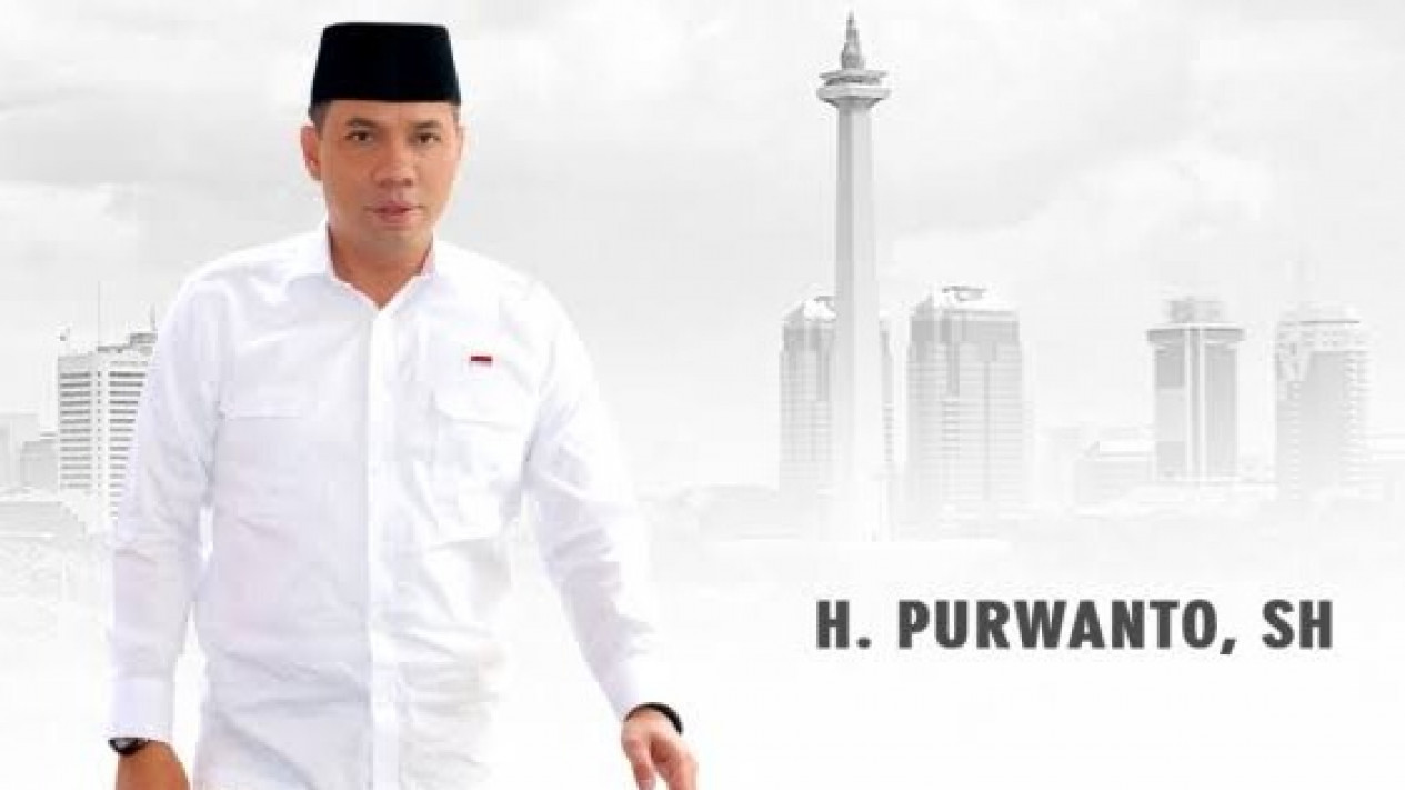 Imbauan Dilarang Melintasi Setu Babakan Viral, DPRD DKI Jakarta Purwanto Angkat Bicara
            - galeri foto