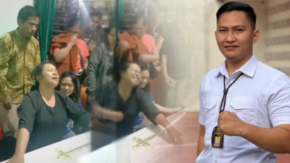 Ibu Kandung Gebrak-gebrak Peti Mati Brigadir J, Berteriak Bilang Anaknya itu Tahu Agama: Tak Mungkin Anakku Berbuat Hal Tak Senonoh