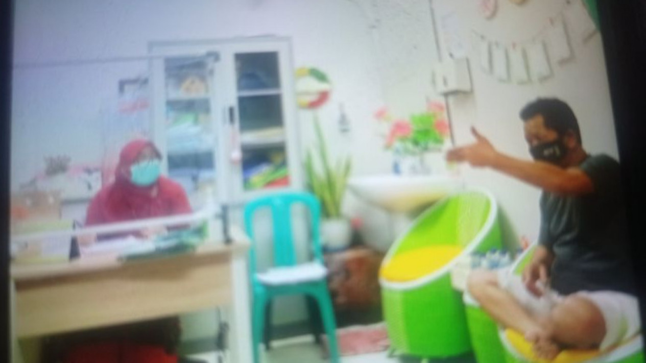 Pria di Lebak yang Mengaku Dewa Matahari Ternyata Alami Gangguan Jiwa
            - galeri foto