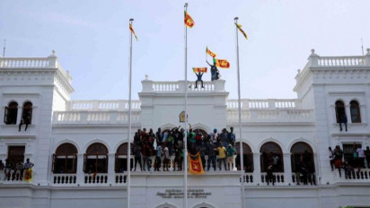 Presiden Sri Lanka Rajapaksa Dikabarkan Berada di Singapura