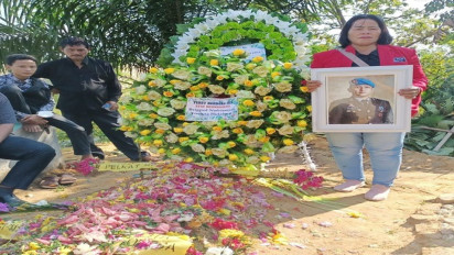 Detik-Detik Meniggalnya Paman Brigadir J Saat Beri Kata Sambutan di Rumah Duka