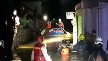 Banjir Garut, Banyak Warga Bertahan di Rumah, Polres: Pastikan Ada Perahu Karet di Pemukiman