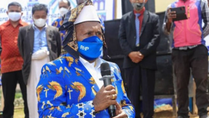 Akan Dijemput KPK, Bupati Mamberamo Tengah Kabur ke Papua Nugini