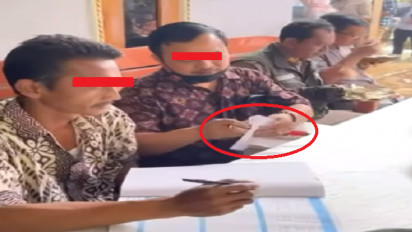 Viral! Amplop Undangan Lansung Dibuka di Depan Tamu, Komentar Netizen Ramai di Medsos