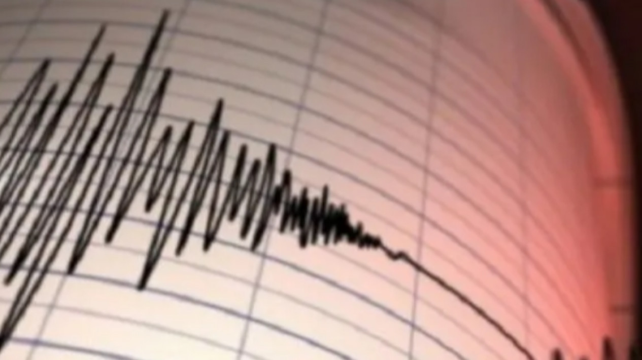 Gorontalo Diguncang Gempa M 5,3
            - galeri foto