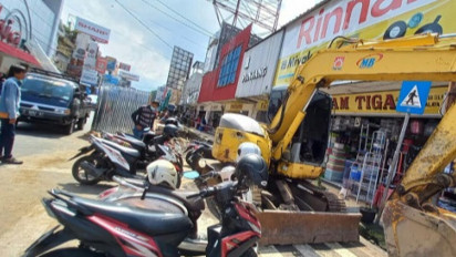Pemkot Tasikmalaya Dinilai Tidak Lakukan Sosialisasi, Proyek Pedestrian Diprotes Pedagang dan Petugas Parkir
