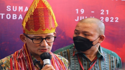 Menyayangkan Terjadinya Karhutla, Sandiaga Berharap Peserta W20 Kabarkan Keindahan Danau Toba