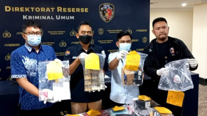 Polisi Ringkus Dua Pelaku Penggasak Ratusan Juta Rupiah Uang Nasabah BCA