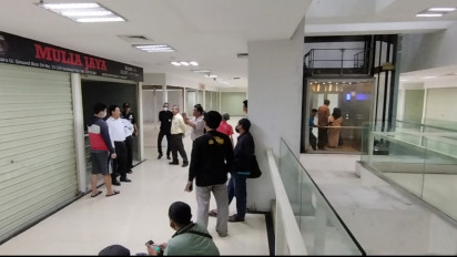 Lama Ditutup Akibat Pandemi Covid-19, Sebuah Toko Jam Tangan di Pasar Turi Baru Surabaya, DIbobol Maling