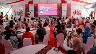 Ajang W20 Summit, Menparekraf Ajak Perempuan Tingkatkan Peran di Sektor Pariwisata dan Ekonomi Kreatif