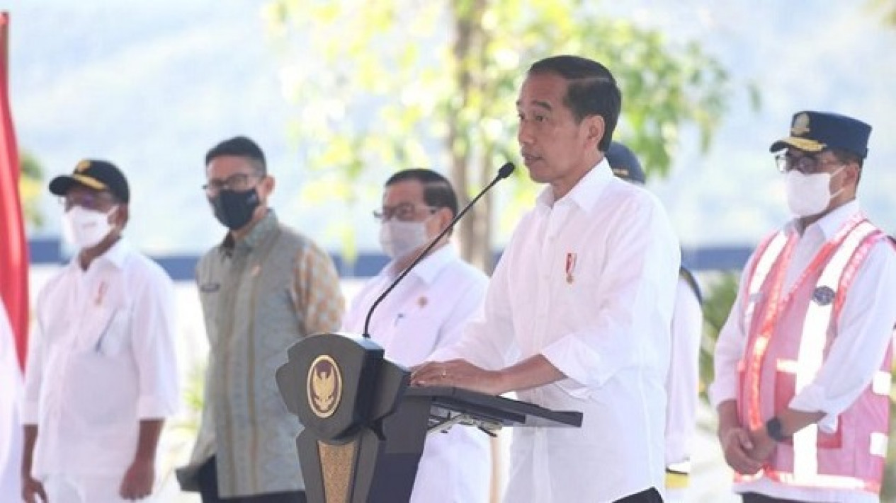 Tegas! Jokowi Dua Kali Beri Pernyataan Keras Soal Kasus Brigadir J: Usut Tuntas, Buka Apa Adanya, Jangan Ada yang Ditutupi!
            - galeri foto