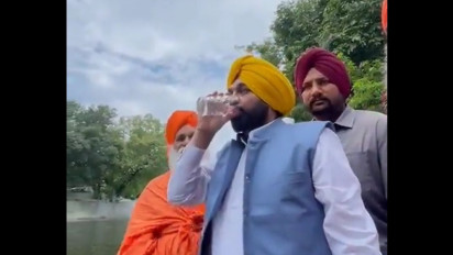Gara-Gara Minum Air Sungai yang Tercemar Limbah Kota, Kepala Menteri Punjab Bhagwant Mann Dirawat di Rumah Sakit