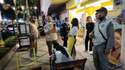 Operasi Gabungan Sasar Tempat Usaha di Kayutangan Heritage Malang