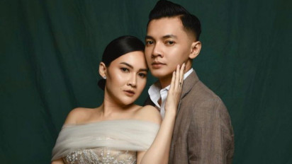 Dunia Serasa Milik Berdua, Nella Kharisma Pamerkan Kemesraan Bersama Suami