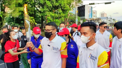 Sandiaga Uno, Terima Api Abadi ASEAN Para Games 2022 di Solo