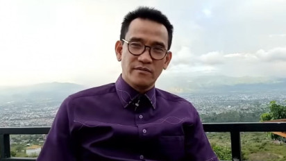 Satu Tersangka Muncul Dalam Kasus Brigadir J, Refly Harun Prediksi Masih Ada Sosok Kuat di Belakangnya 