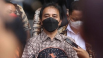 Ditetapkan Sebagai Tersangka, Roy Suryo Sempat Pingsan Saat Pemeriksaan