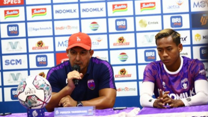 Pelatih Persita Tangerang Angel Alfredo Vera Optimis Jelang Hadapi Persik Kediri