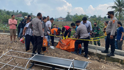 Diduga Korban Pembunuhan, Mayat Pria Tanpa Identitas Ditemukan di Saluran Irigasi