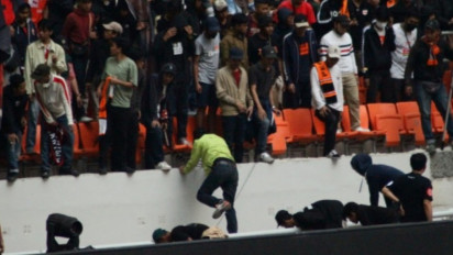 Bikin Ambrol Pagar JIS, Jakmania Minta Bangunan Diperkuat: Energi Kami 100 Kali Lipat