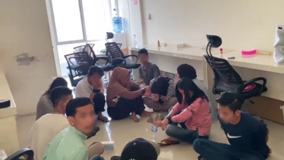 Gerebek Kantor Judi Online di Tangerang, Polda Lampung Tangkap 27 Orang