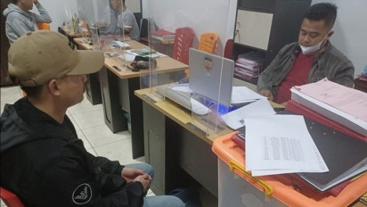 Studio Foto Menjual Judi Togel Empat Penjudi Ditangkap Polisi