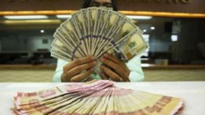 Rupiah Hari ini Ditutup Melemah Menanti Pengumuman Bank Sentral AS