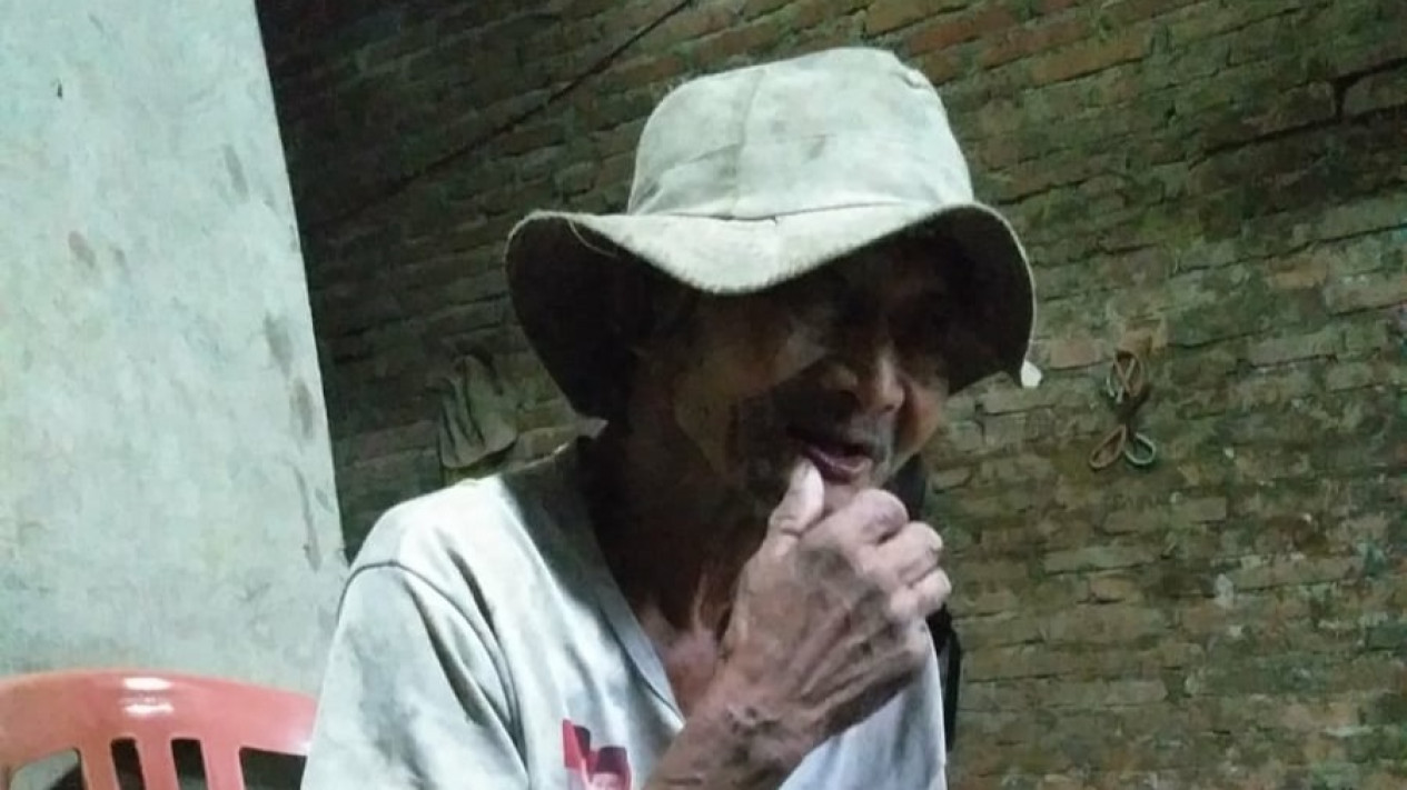 Kakek yang Hilang di Lereng Gunung Merapi Sleman Ditemukan Selamat di Magelang
            - galeri foto