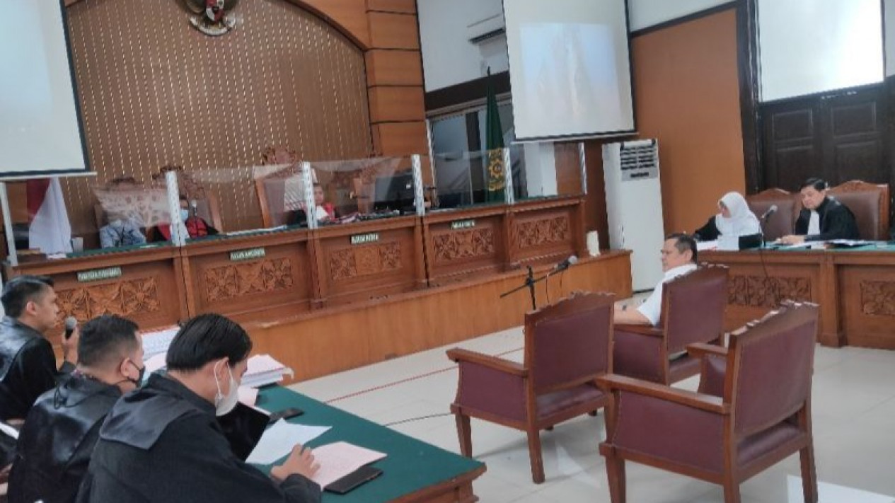 Tidak Tertarik Aniaya Fisik M Kace, Irjen Napoleon Bonaparte Ungkap Alasan ini: Siapa Donaturnya
            - galeri foto