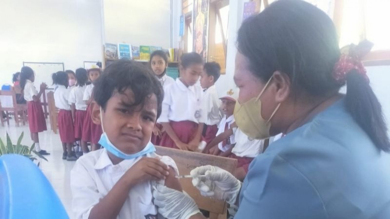 Sebanyak 55,29 Juta Jiwa Telah Mendapat Vaksin Dosis Ketiga
            - galeri foto