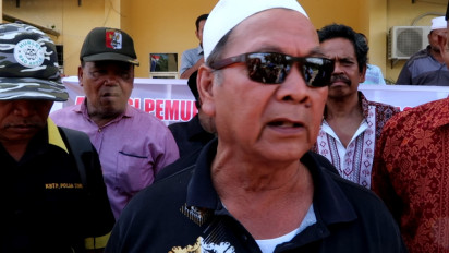 Gegara Lahan Sengketa, Ratusan Massa Geruduk Gedung DPRD Padang Lawas